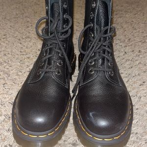 Dr. Martin boots !! Like new only worn twice